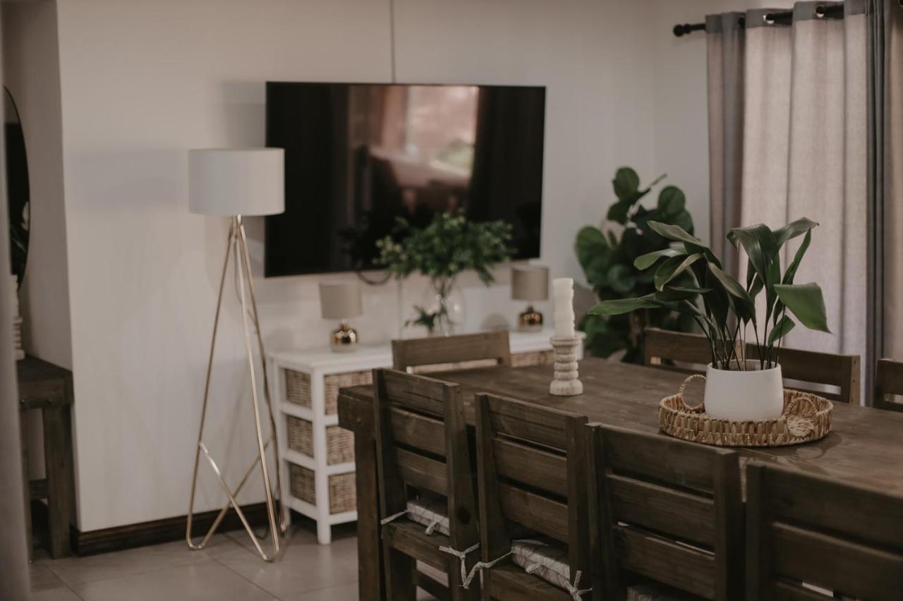 Villa Rose Guesthouse&Venue Bloemfontein Extérieur photo